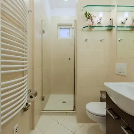 Castle View Krasinskiego Avenue *