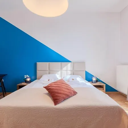 Castle View Krasinskiego Avenue * Cracovia